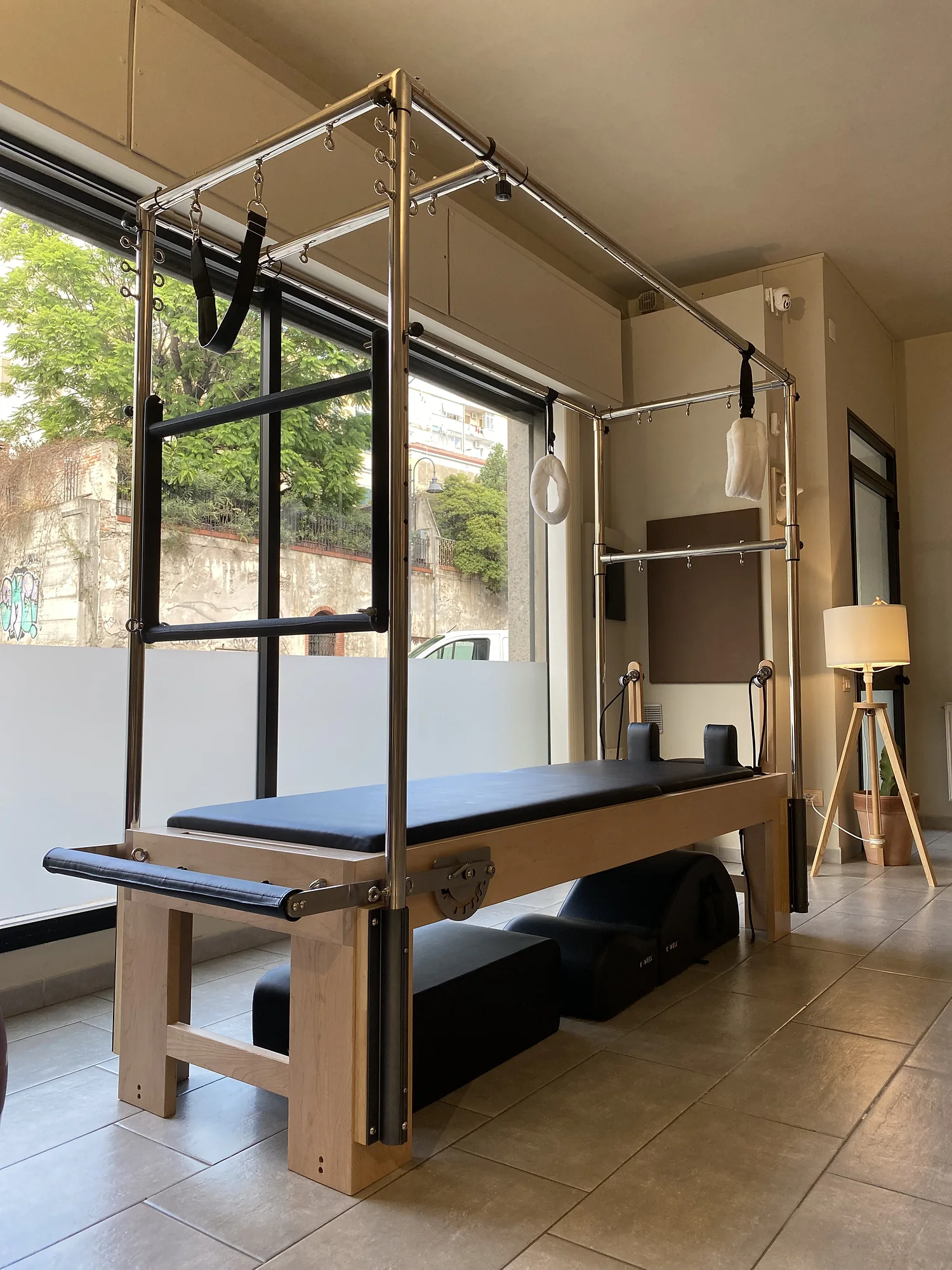 Reformer Pilates nello studio Posturalmente di Via Mameli a Cagliari